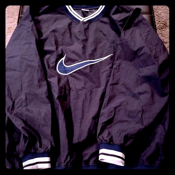 Other - Authentic Pocketed Nike Nylon Sweatshirt with side pockets